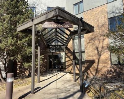 1 Bedroom 1BA 882 ft Condo For Sale in New Brighton, MN