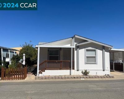 3 Bedroom 2BA 1296 ft Mobile Home For Sale in Clayton, CA