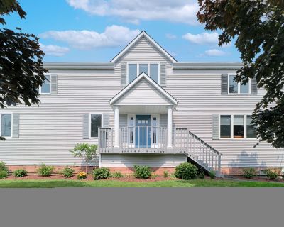 6 Bedroom 5BA 4252 ft Apartment For Rent in Fairfield, CT