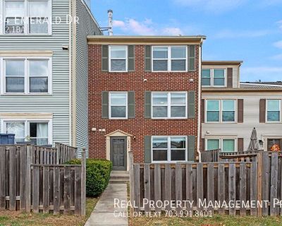 3 Bedroom 2BA 1620 ft Townhouse For Rent in Manassas, VA