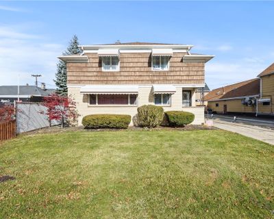 5 Bedroom 2BA 2560 ft Single Family House For Sale in Buffalo, NY