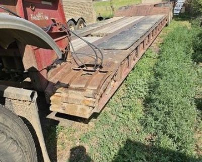 1993 Witzco 50 Ton Lowboy With Motor