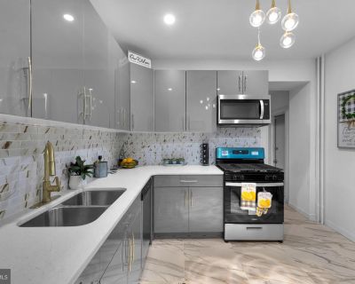 5 Bedroom 3BA 2250 ft Townhouse For Sale in Baltimore, MD