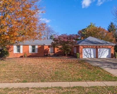 Hedgewood Dr, Bloomington, Home For Sale