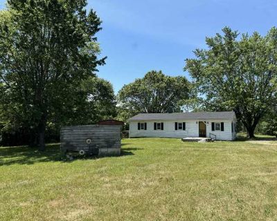 4 Bedroom 1BA 1152 ft House For Rent in Berkeley County, WV