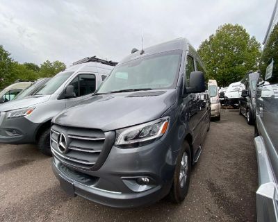2025 Roadtrek Roadtrek SS Agile