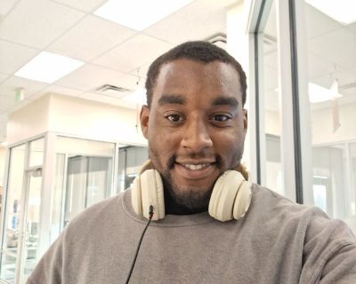 Devonte - Needs an Apartment on iROOMit or a Room