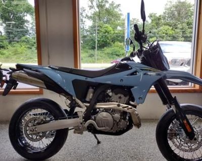 2025 Suzuki DR-Z4SM Supermoto Murrysville, PA