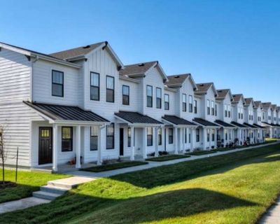 3 Bedroom 2.5BA 1422 ft Apartment For Rent in Ankeny, IA