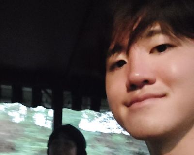 Hi i am a korean student at utd from Houston. I have a cat Ena she is very queit and behaves really well.