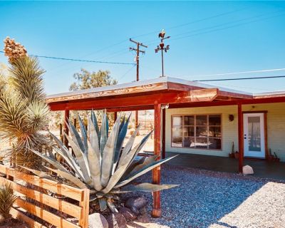 2 Bedroom 2BA 1274 ft Apartment For Rent in Joshua Tree, CA