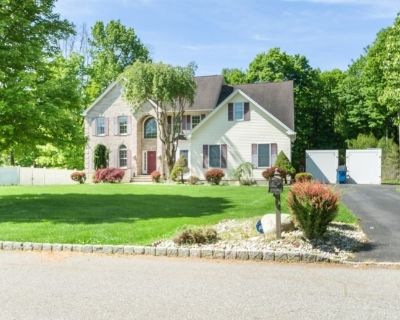 4 Bedroom 3BA Apartment For Rent in Mount Olive, NJ