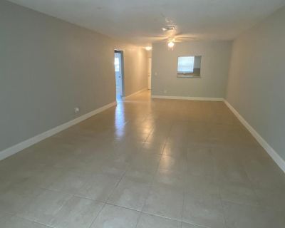 2 Bedroom 2BA 1380 ft Apartment For Rent in West Palm Beach, FL