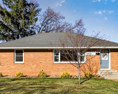 3 Bedroom 2BA 2168 ft Single Family House For Sale in Eau Claire, WI