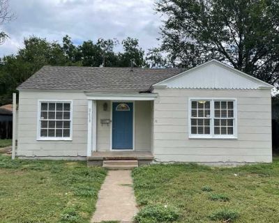 2 Bedroom 1BA 0 ft Apartment For Rent in Lubbock, TX