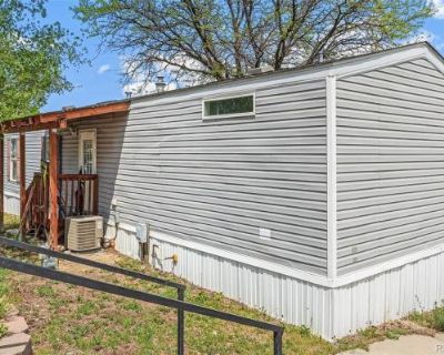 3 Bedroom 2BA 1152 ft Mobile Home For Rent in Thornton, CO
