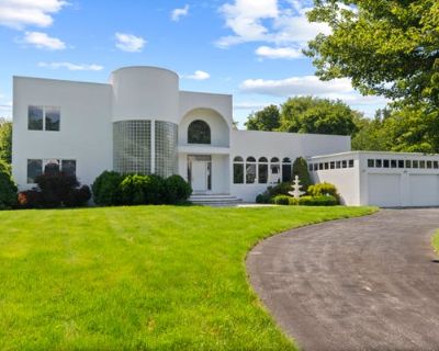 4 Bedroom 6BA 4019 ft Single Family Home For Sale in GROTON, CT