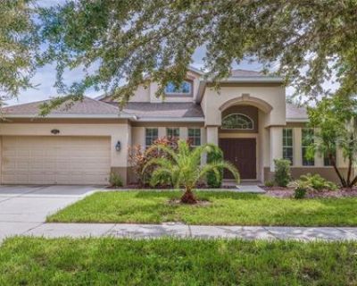 4 Bedroom 3BA 2635 ft Single Family House For Sale in Tampa, FL