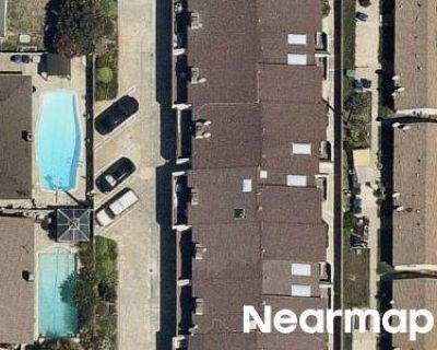 2 Bed 2.0 Bath Preforeclosure Property in Carson, CA 90745 - W 220th St Apt 2
