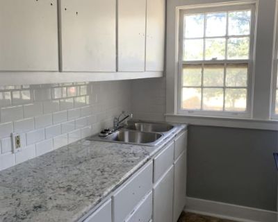 2 Bedroom 1BA 0 ft Apartment For Rent in Brookhaven, MS