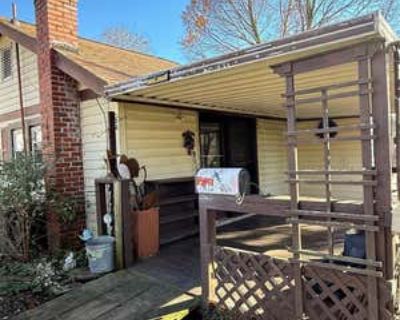 3 Bedroom 1BA 1058 ft Single Family Home For Sale in CANTON, NC