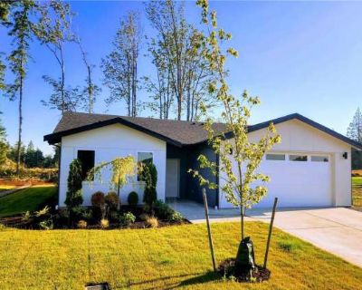 3 Bedroom 2BA 1499 ft Pet-Friendly Apartment For Rent in Blaine, WA