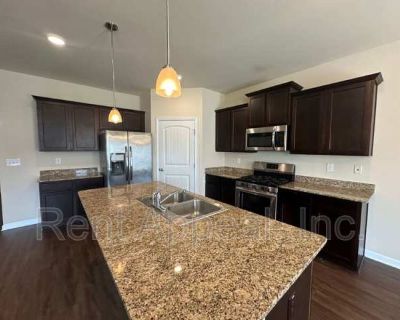 5 Bedroom 2.5BA 2511 ft Pet-Friendly Apartment For Rent in Dawson County, GA