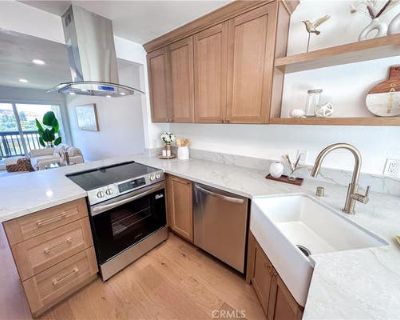 3 Bedroom 2BA 1460 ft Townhouse For Sale in LAGUNA HILLS, CA