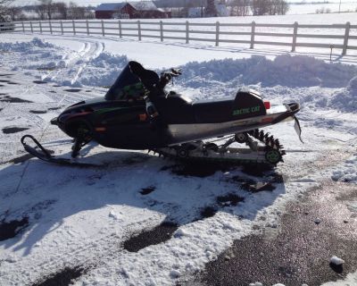 arctic cat snowmobile 600