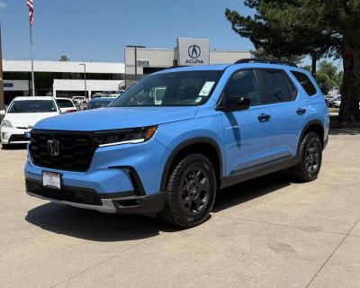 Used 2025 Honda Pilot TrailSport