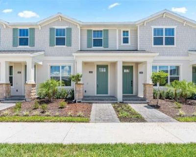3 Bedroom 3BA 1760 ft Pet-Friendly Apartment For Rent in Apopka, FL