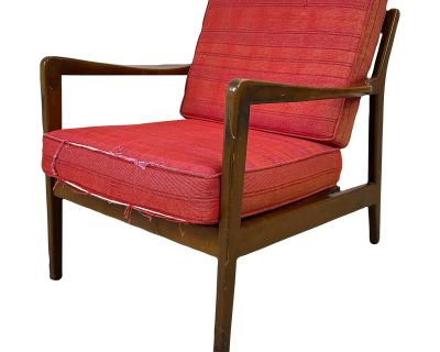 Dux Danish Modern Lounge Chair