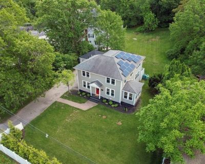 4 Bedroom 3BA 2362 ft Single Family Home For Sale in HINGHAM, MA