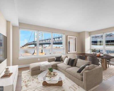 N Columbus Blvd Unit,philadelphia, Flat For Rent