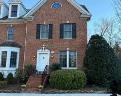 3 Bedroom 4BA 2494 ft Condo For Sale in MIDDLEBURG, VA