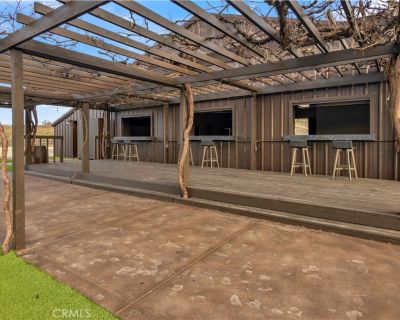 3000 ft Commercial Property For Rent in Paso Robles, CA