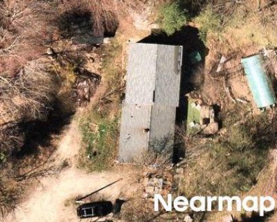 4 Bed 2 Bath Preforeclosure Property in Falmouth, ME 04105 - Longwoods Rd