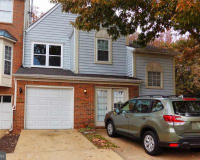 2 Bedroom 3BA 1494 ft Townhouse For Rent in Lake Ridge, VA