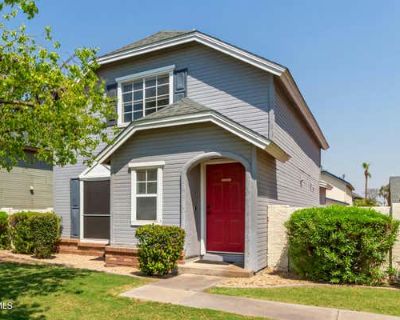 3 Bedroom 3BA 1396 ft Townhouse For Sale in TEMPE, AZ