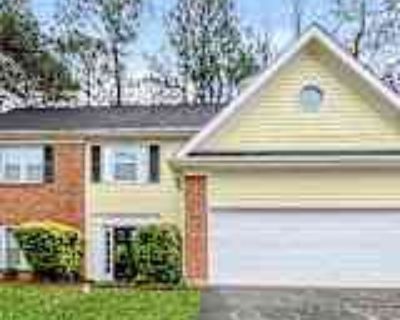 4 Bedroom 2BA 2200 ft² Pet-Friendly House For Rent in Lithonia, GA 7139 Lone Oak Dr