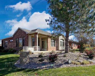 3 Bedroom 3BA 3158 ft Apartment For Rent in Windsor, CO