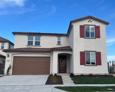 Available on: now. Furnished. Parking available * Internet included * Students welcome * 40+ years welcome Arline will require background checks for this room Learn more. 1 bed/1 bath suite w/ separate sitting area in beautiful Westlake Community. Completely private with separate entry. In-unit washer and dryer. Easy access to I-5, near restaurants and shopping. New construction, all utilities ...