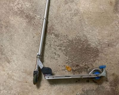 Razor scooter