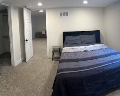 Available on: now. Furnished. Parking available * Internet included * LGBTQ+ friendly * Students welcome * 40+ years welcome Brianna will require background checks for this room Learn more. This unit comes with Garage parking!! Brand new build entire home furnished with everything you need. Just bring yourself Each room is for rent. No owner on site.. Rent $1,000 per month Bills Included Securi...