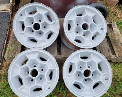 Pontiac GP Firebird Trans Am Honeycomb WheelS 14 x 7 1971 1972 1973 1974 1975