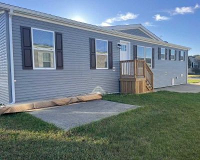 3 Bedroom 2BA 1856 ft Mobile Home For Rent in Hartland, MI