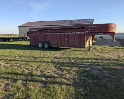 1993 24 ft Stock Trailer