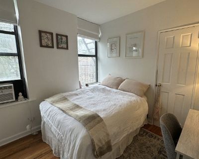 Furnished Room for Rent - End Nov. and mid- Dec. - 1 BR in West Village