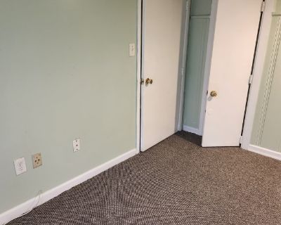 Available on: now. Unfurnished. Parking available * Internet included * LGBTQ+ friendly * Students welcome * 40+ years welcome. Large shared basement apartment with private room and full kitchen. Walking distance to The College of New Jersey and public transportation. Internet, electric, gas, etc. are included in rent.. Rent $1,050 per month Bills Included Security deposit $950 Property type Ba...