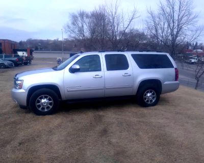 2013 Chevrolet Suburban LT 1500 4WD